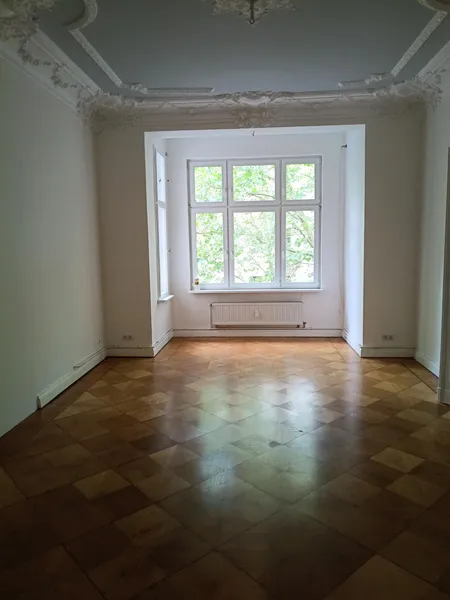 Bitte Anzeige aufmerksam lesen, WBS für 5-Zi, 3. OG, 800 EUR pro m² Genossenschaftsanteile — photo 1